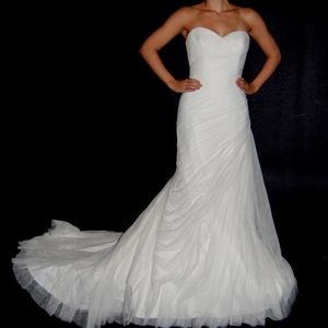 Pronovias Orel